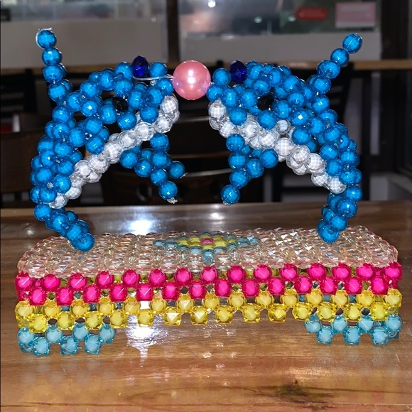 Cute display - Picture 1 of 2